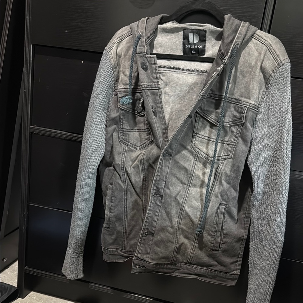 Diele & Co Gray Hooded Jacket